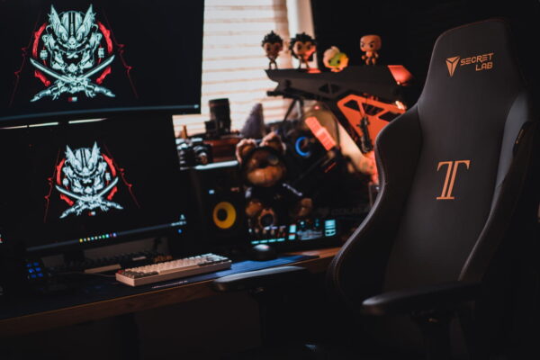 schwarzer Gaming-Stuhl schwarzer Gaming-Stuhl